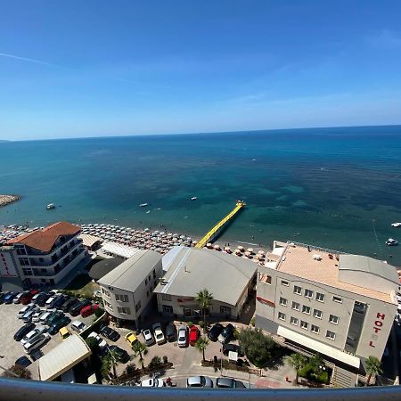 Currila Beach Apartment Дуррес Экстерьер фото