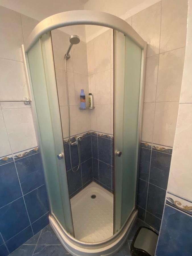Currila Beach Apartment Дуррес Экстерьер фото