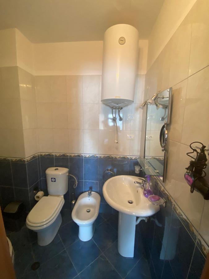 Currila Beach Apartment Дуррес Экстерьер фото