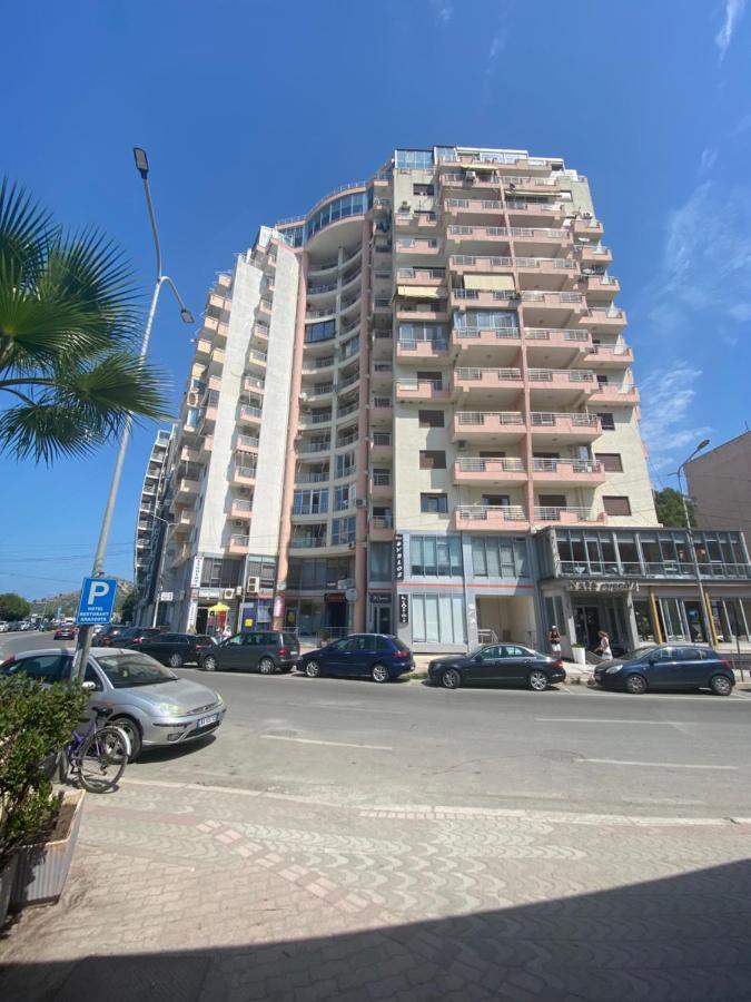 Currila Beach Apartment Дуррес Экстерьер фото