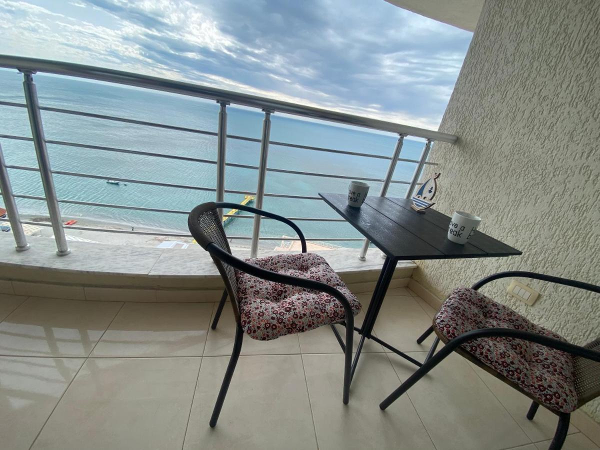 Currila Beach Apartment Дуррес Экстерьер фото